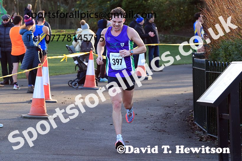 The 2024 Saltwell 10k Road Race, Gateshead. Photo: David T. Hewitson/Sports for All Pics